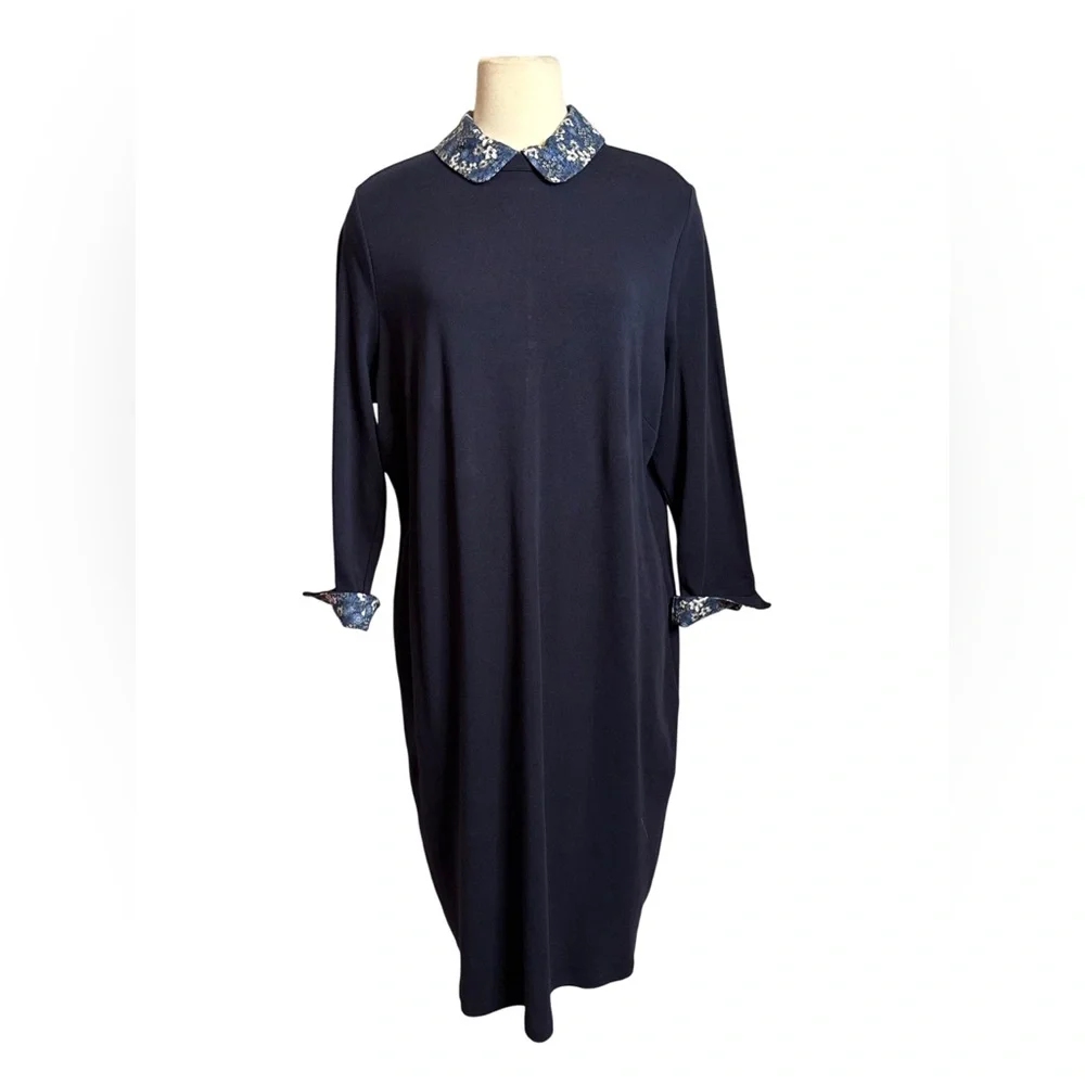 Talbots Navy 1X shift dress with floral cuff and a removable‎ floral collar.